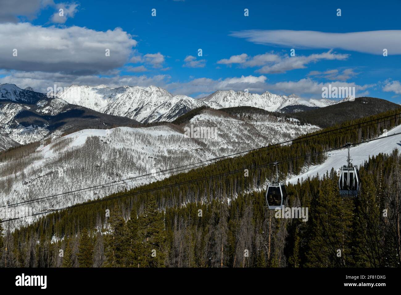 Vail colorado winter gondola hi-res stock photography and images - Alamy