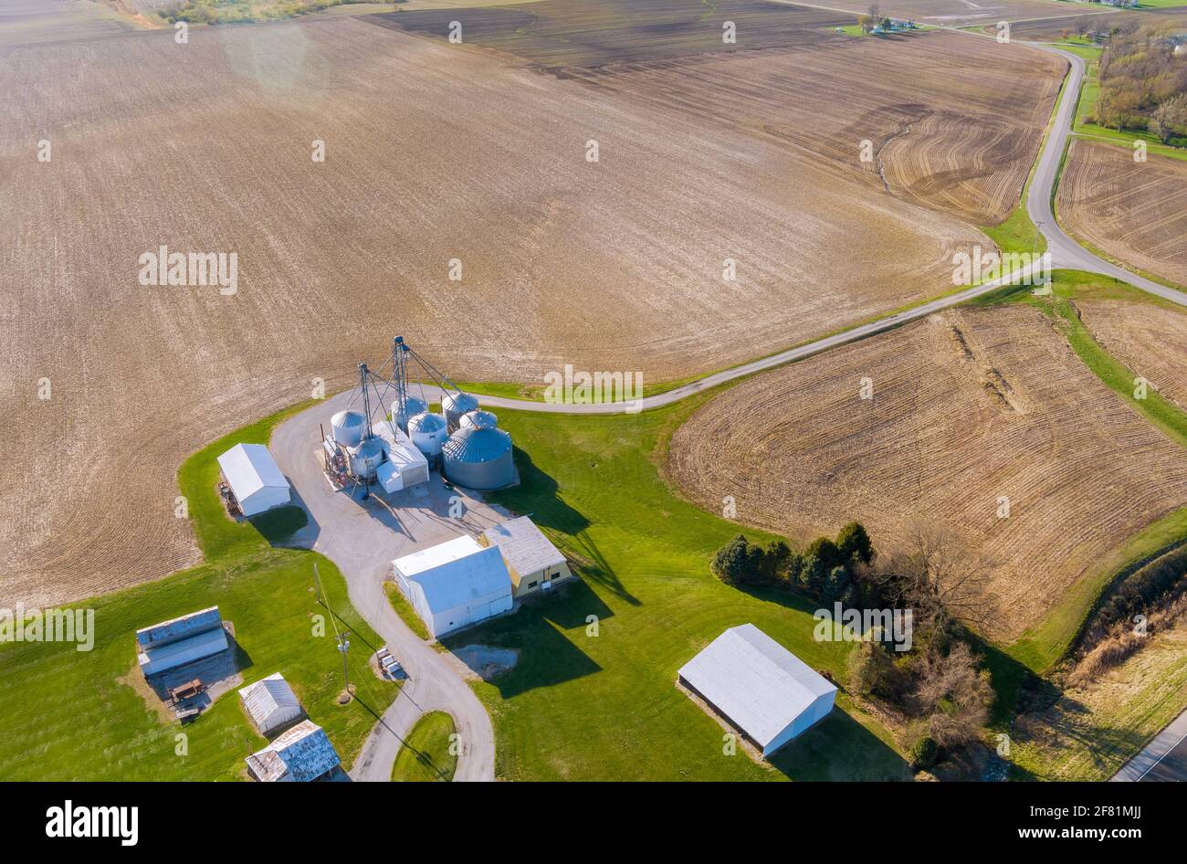 Granary elevator agro processing silos for storage and drying of grains