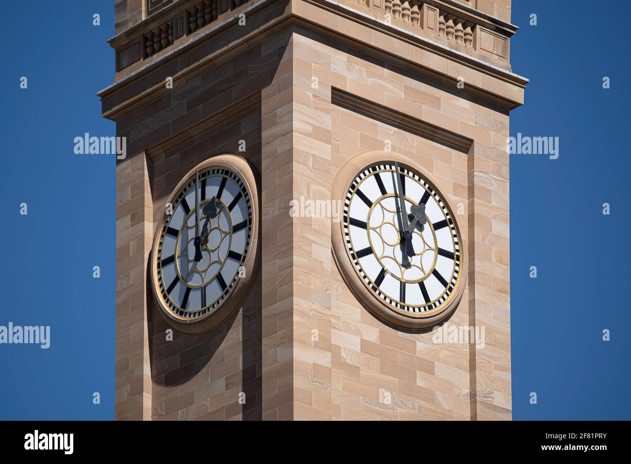 Brisbane City Hall Clock Tower Stock Photo Alamy