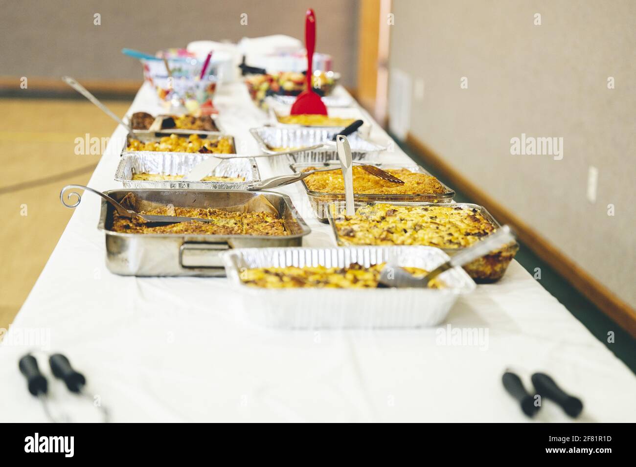 Lunch buffet table with seafood hi-res stock photography and images - Alamy