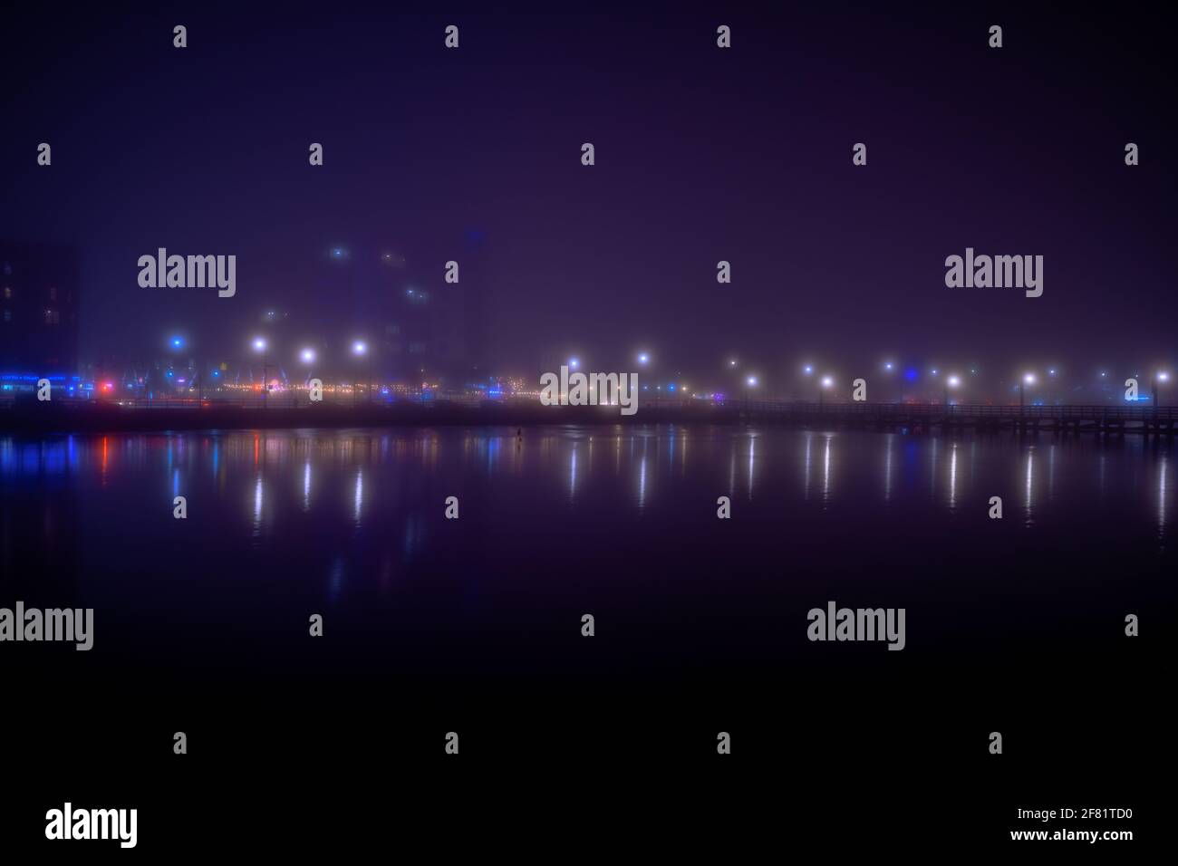 Foggy night in Sheepshead Bay Brooklyn NY USA Stock Photo Alamy
