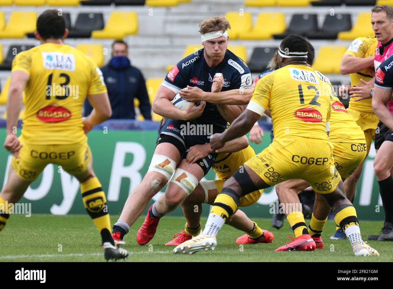 Daniel du Preez of Sale Sharks and Levani Botia, Dillyn Leyds of La Rochelle during the European Rugby Champions Cup, quarter final rugby union match between La Rochelle and Sale Sharks on April 10, 2021 at Marcel Deflandre stadium in La Rochelle, France - Photo Laurent Lairys / DPPI Stock Photo