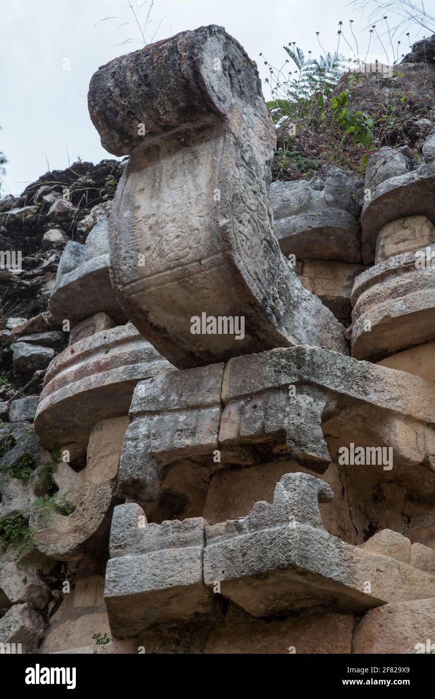 Mayan mask hi-res stock photography and images - Alamy