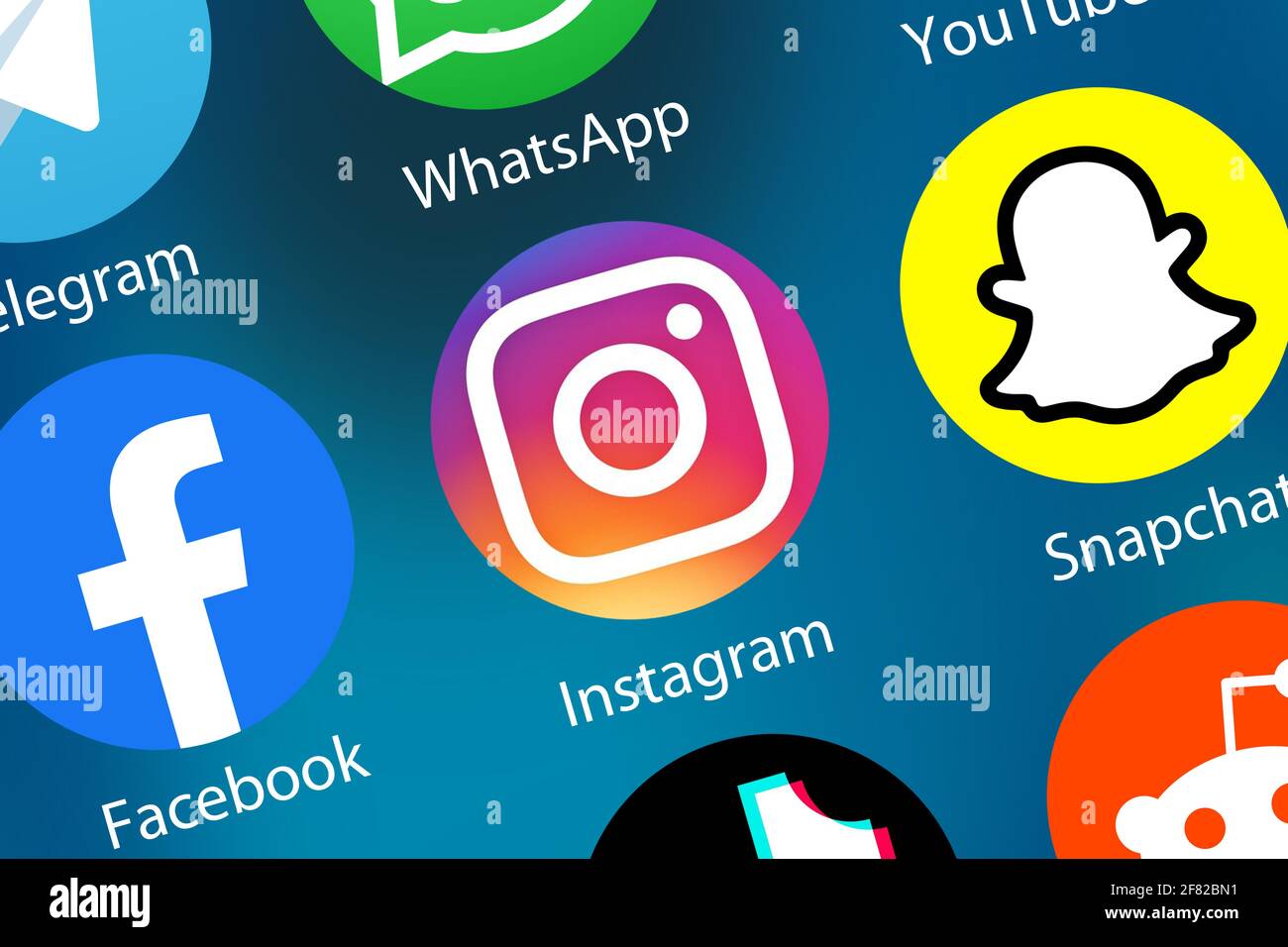 Instagram Icon High Resolution Stock Photography And Images Alamy Instagram Icon High Resolution Stock Photography And Images Alamy