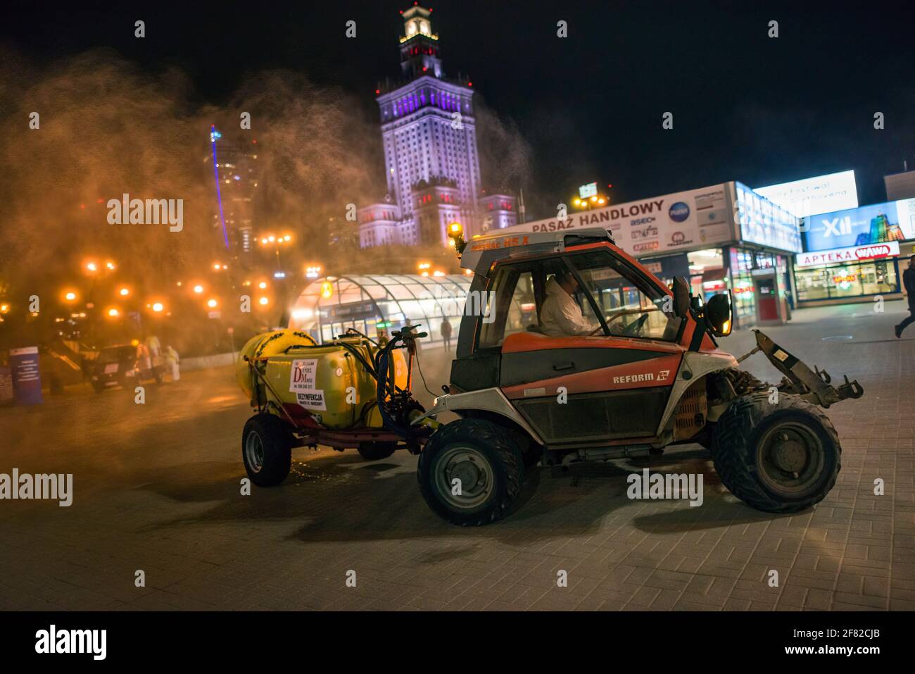 Disinfection tank hires stock photography and images Alamy