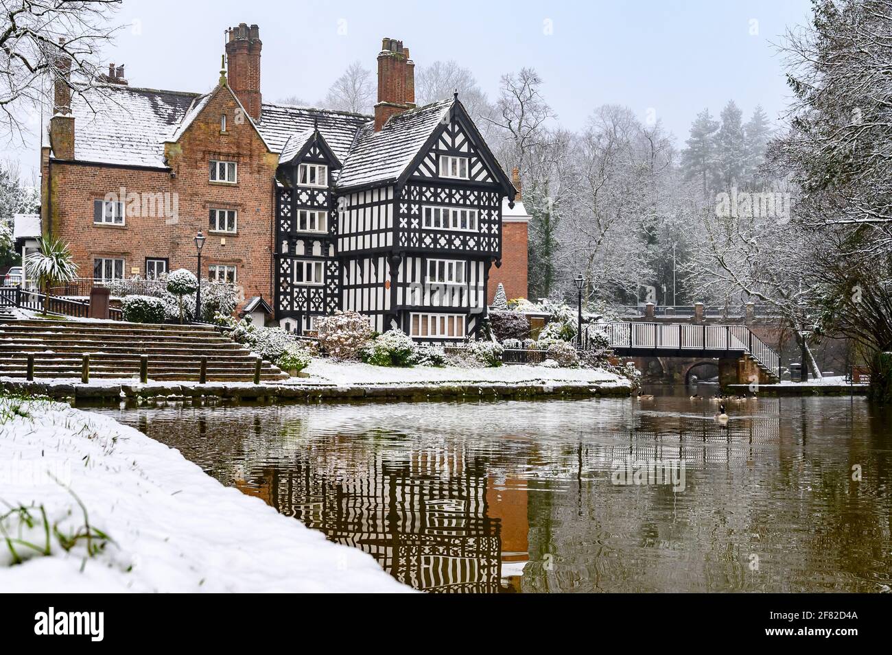 Packet House Bridgewater Canal and Worsley Green, Manchester Stock