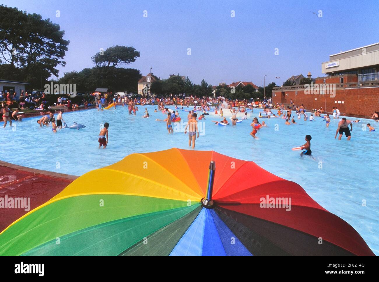 Worthing Lido High Resolution Stock Photography and Images Alamy