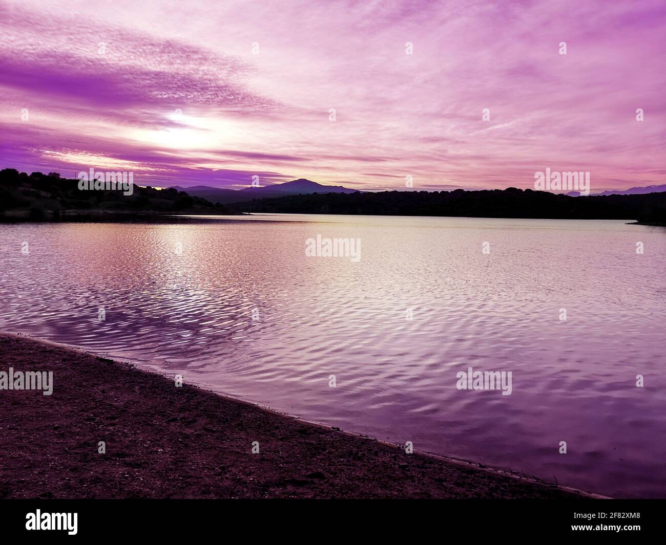 Purple lake sunrise hi-res stock photography and images - Alamy