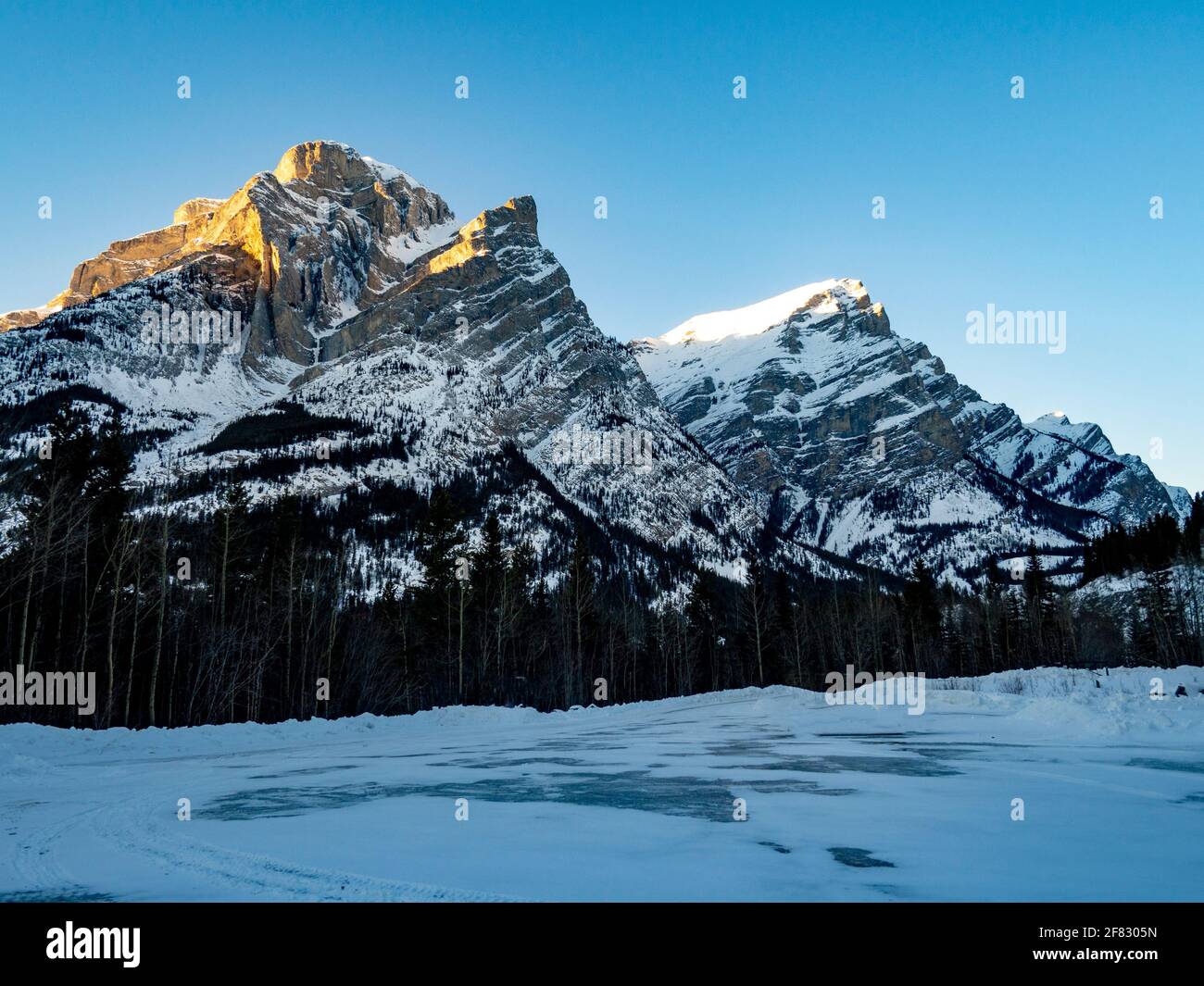 A winter scenery hi-res stock photography and images - Alamy
