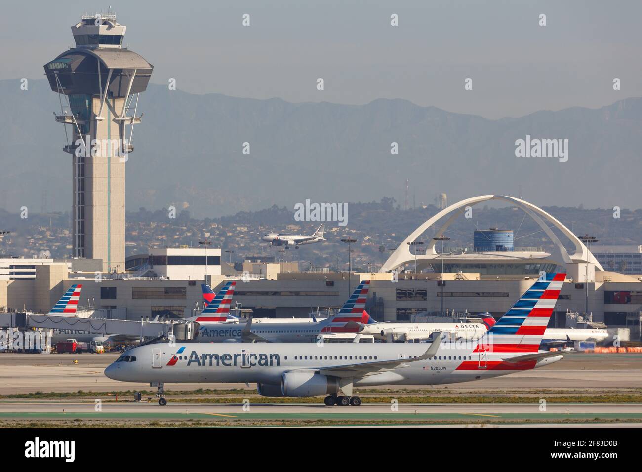 Los Angeles, USA - 20. February 2016: American Airlines Boeing 757-200 at Los Angeles airport (LAX) in the USA. Boeing is an aircraft manufacturer bas Stock Photo
