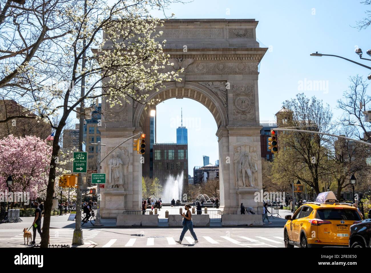 Washington Square Arch and Crowds from Fifth Avenue, Washington Square Park, Greenwich Village, NYC Stock Photo