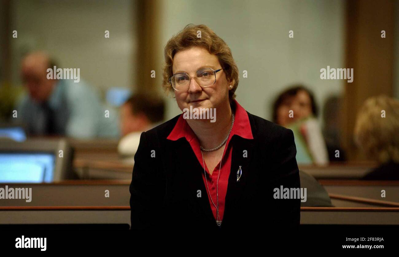 Jane Earl Director Of The Assets Recovery Agency 27 2 02 Pilston Stock Photo Alamy