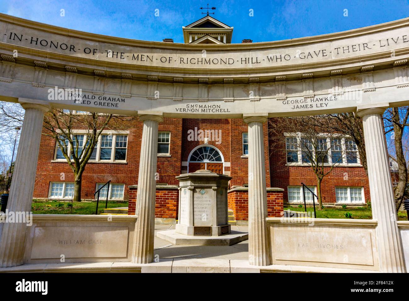 Oldest Public school in Richmond Hill and Memory Arch for fallen