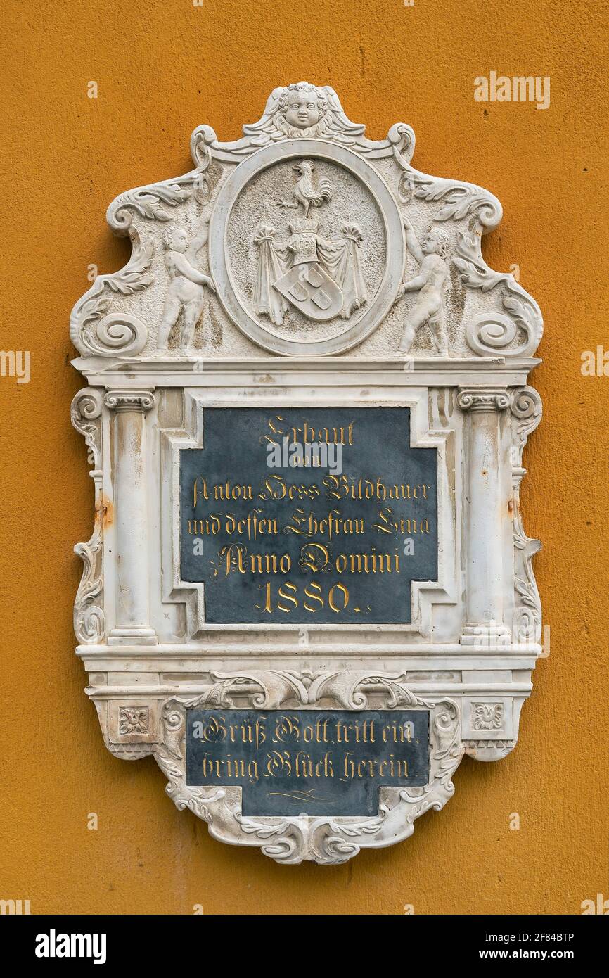 Commemorative plaque on the Lenbachhaus, Anton Heinrich Hess, German Historicist sculptor, 1838-1909, Munich, Upper Bavaria, Bavaria, Germany Stock Photo