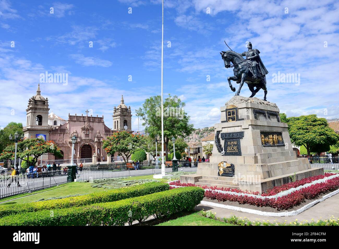 Plaza Mayor with monument General Sucre, behind cathedral, Ayacucho, province Huamanga, Peru Stock Photo