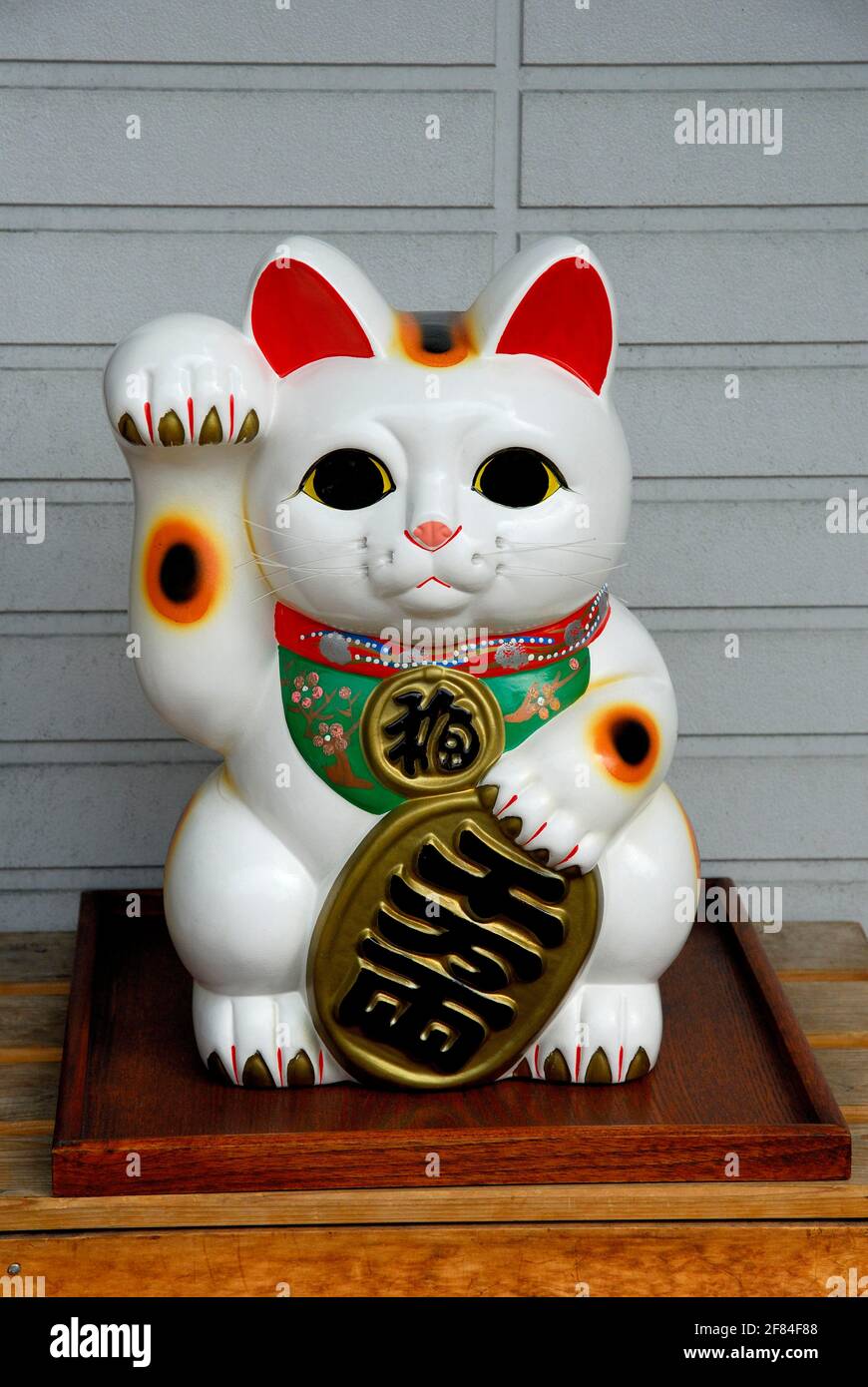 Japanese Lucky Cat, Kyoto Lucky Cat, Asian Lucky Cat, Kyoto, Japan Stock Photo
