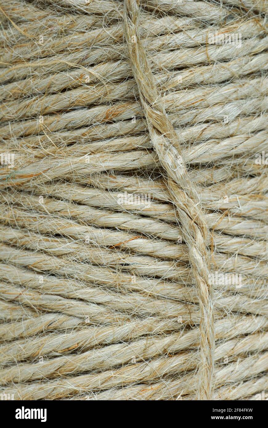 Roll of jute string, jute thread, jute fibre, bast fibre, natural fibre