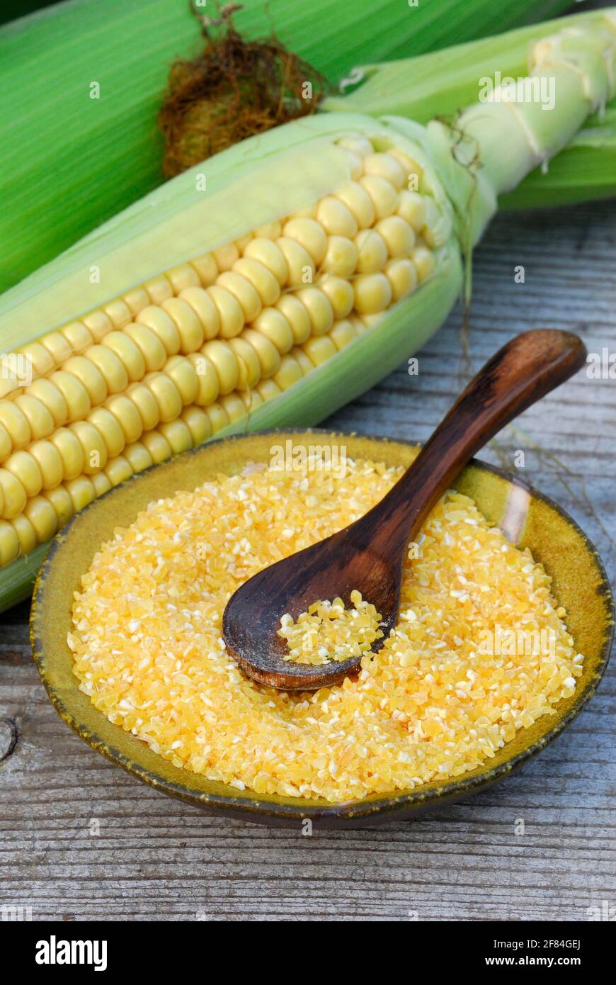 Polenta, maize, maize semolina, maize semolina, corn on the corn corn