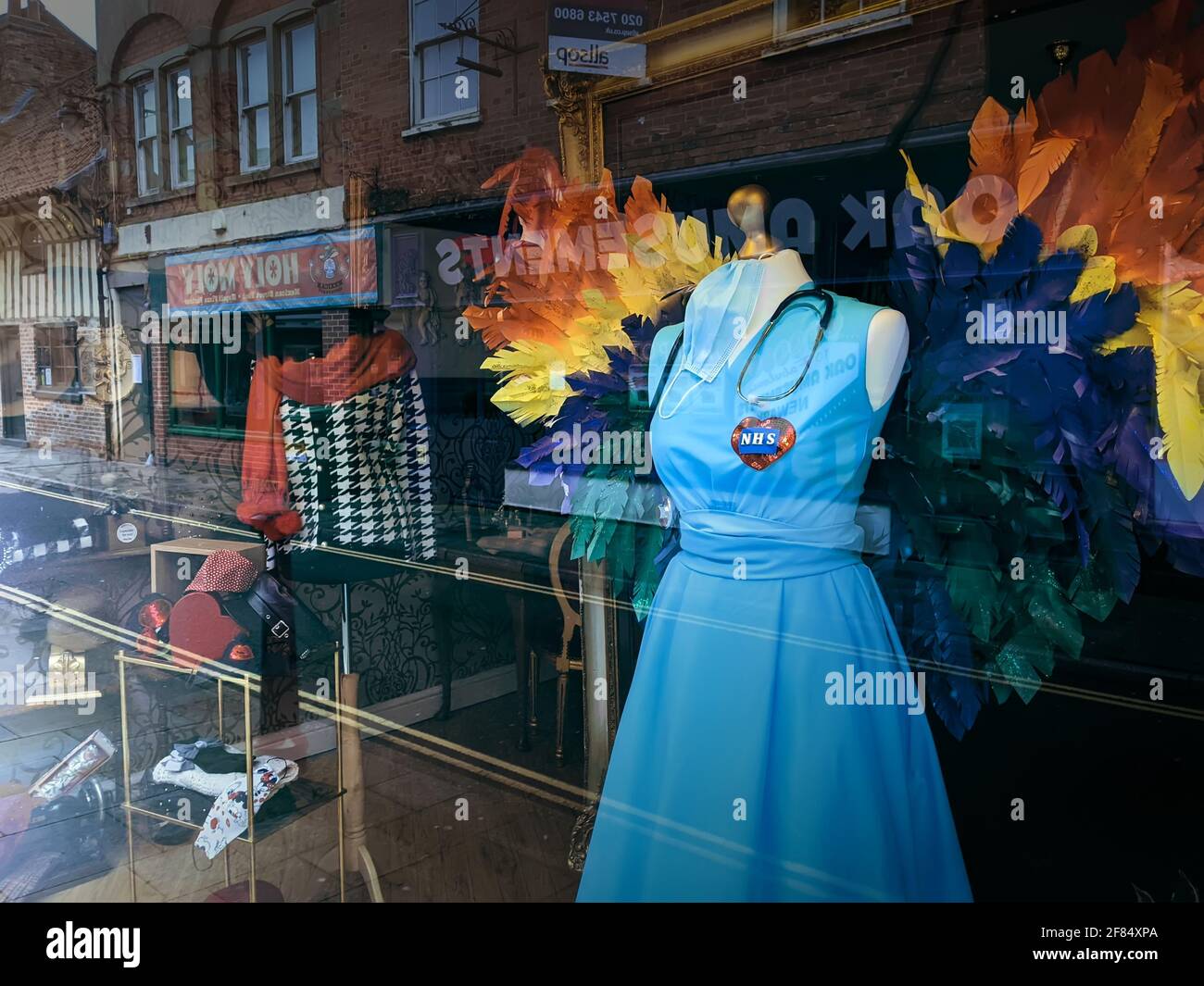 Newark on Trent - 04 February 2021 - NHS Tribute Dress in Retail Shop Window during Covid 19 Lockdown in the UK Stock Photo
