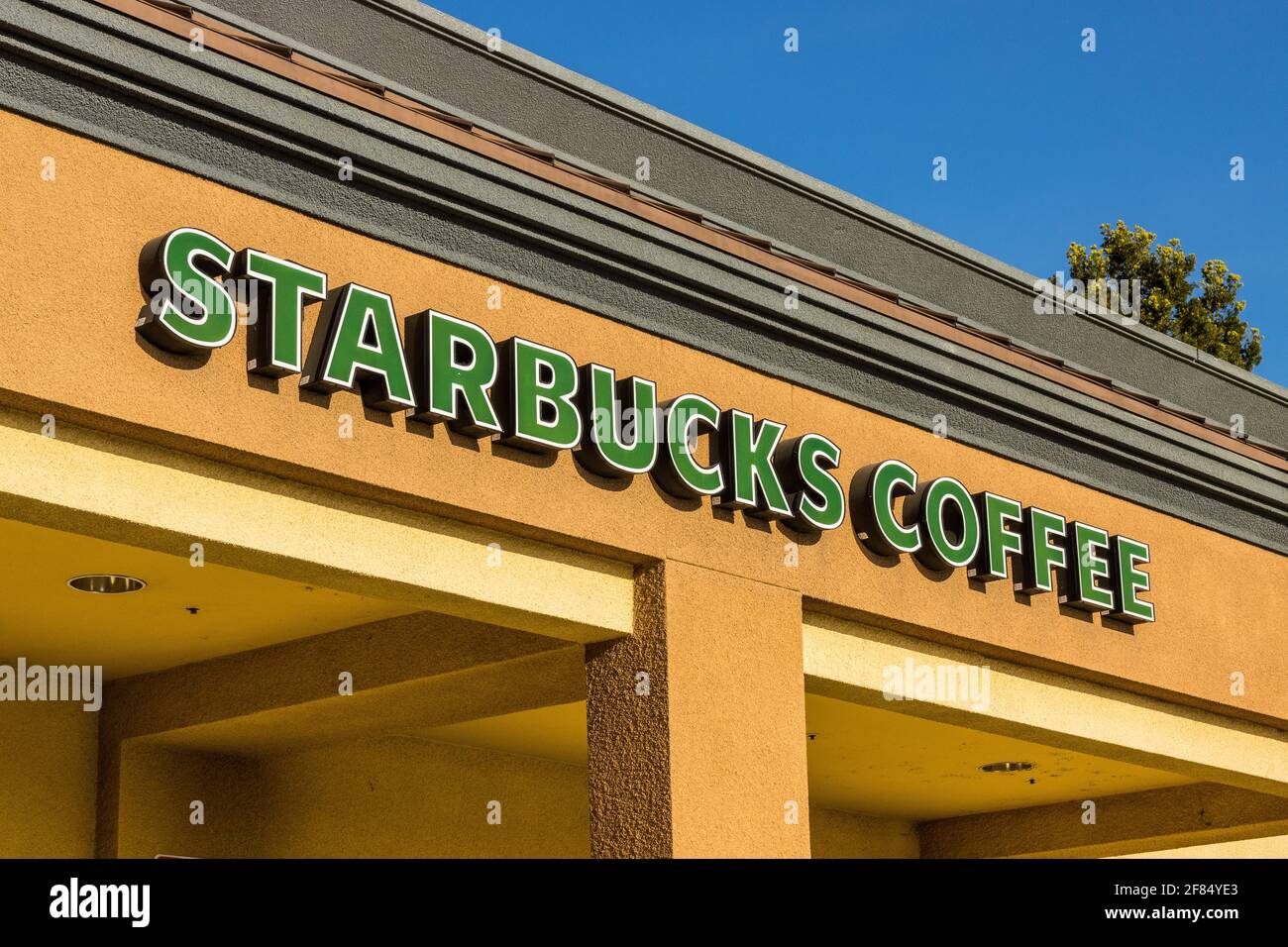 Starbucks drive thru window hires stock photography and images Alamy