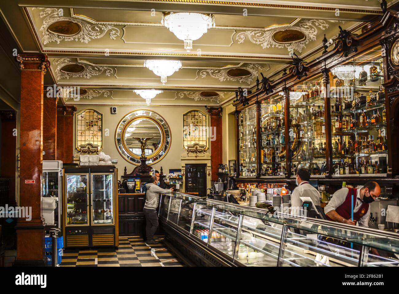Pastelaria versailles lisbon hires stock photography and images Alamy