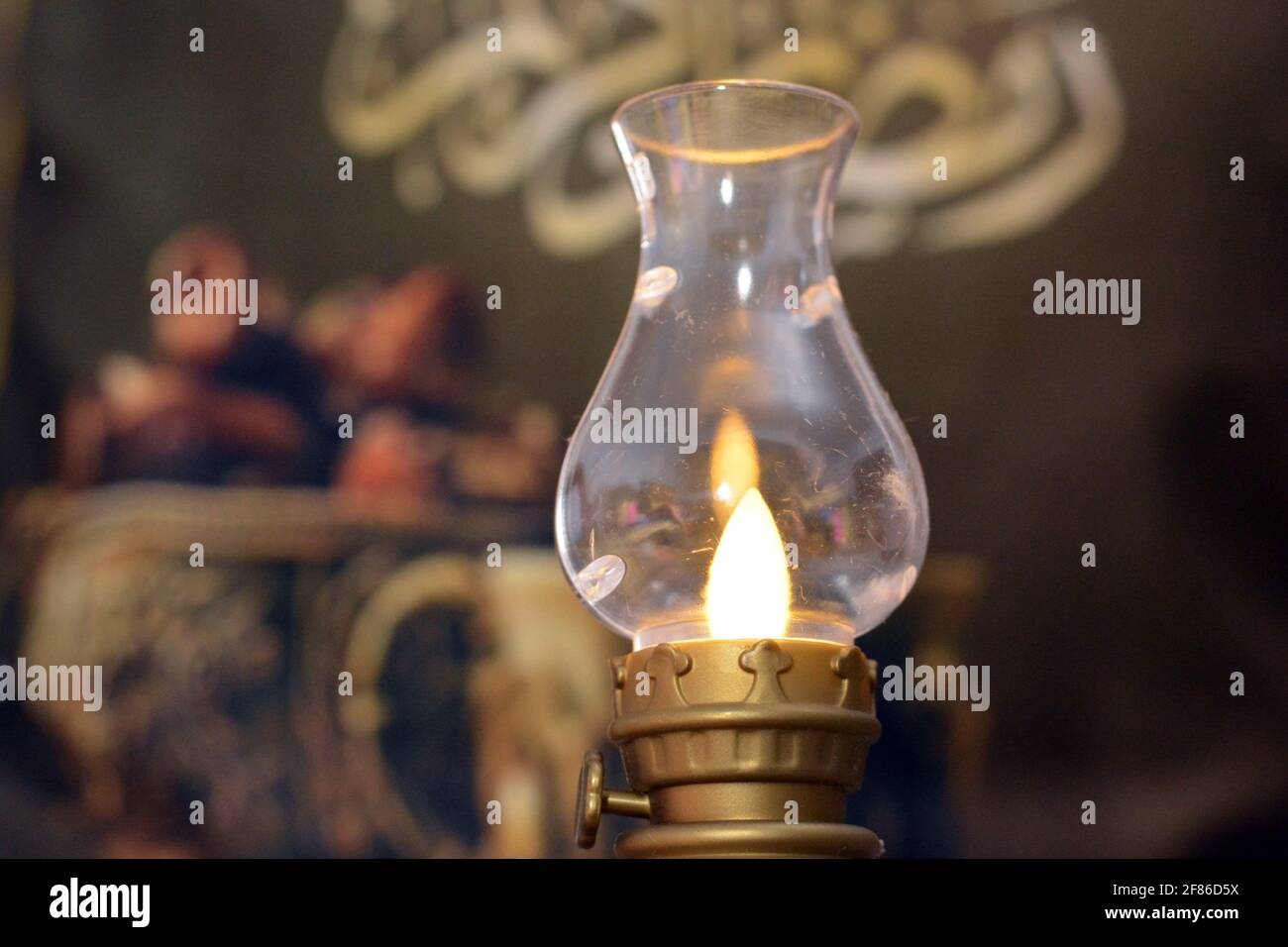 Muslim oil lamp hires stock photography and images Alamy