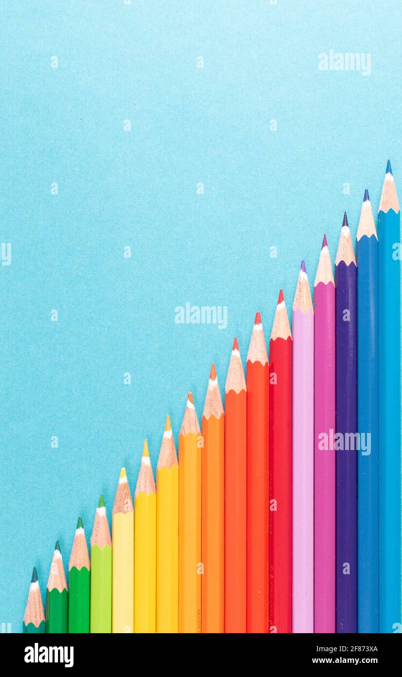 Colored pencils in shades of blue Stock Photo - Alamy