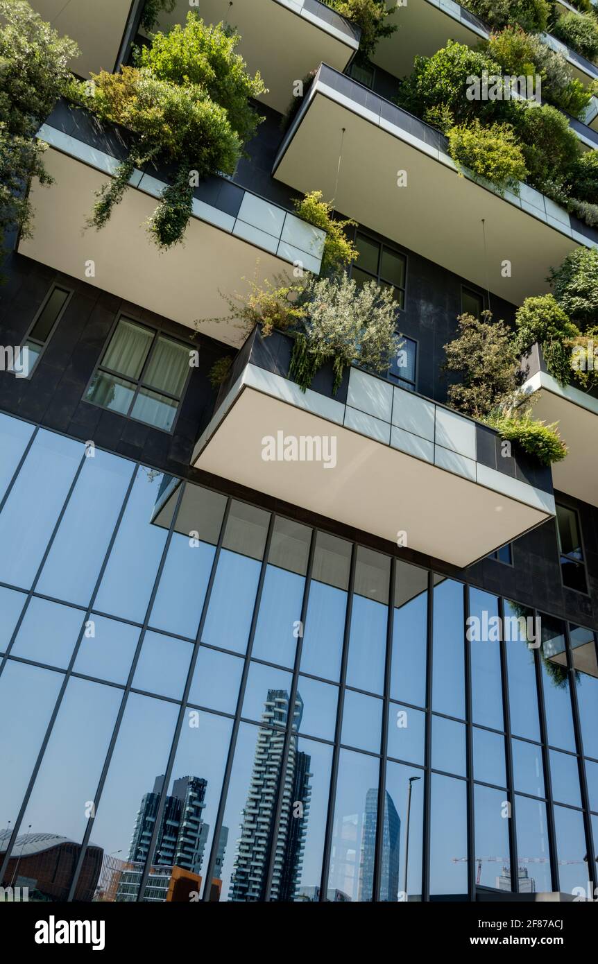 The Vertical Forest towers in Milan by Boeri Stock Photo Alamy