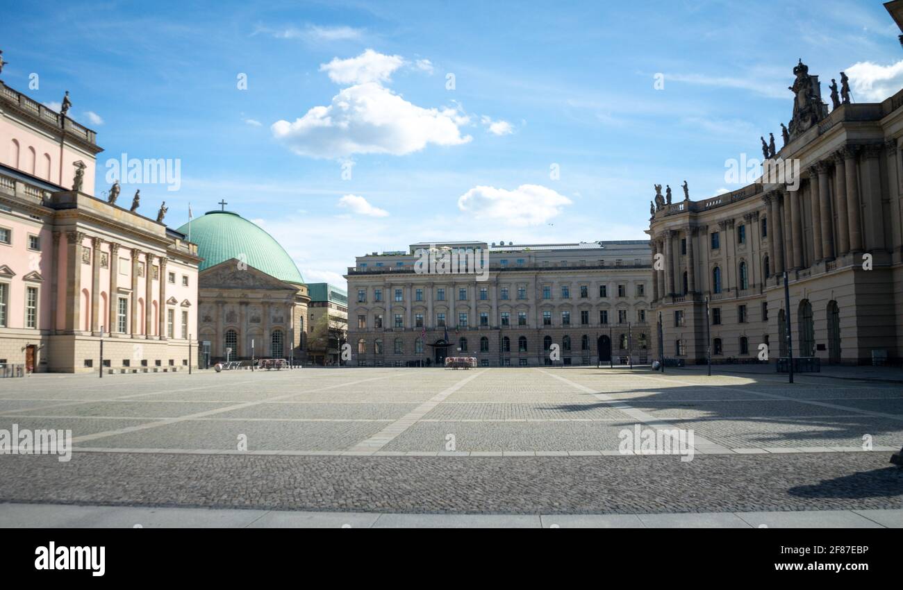 Empty library berlin hires stock photography and images Alamy
