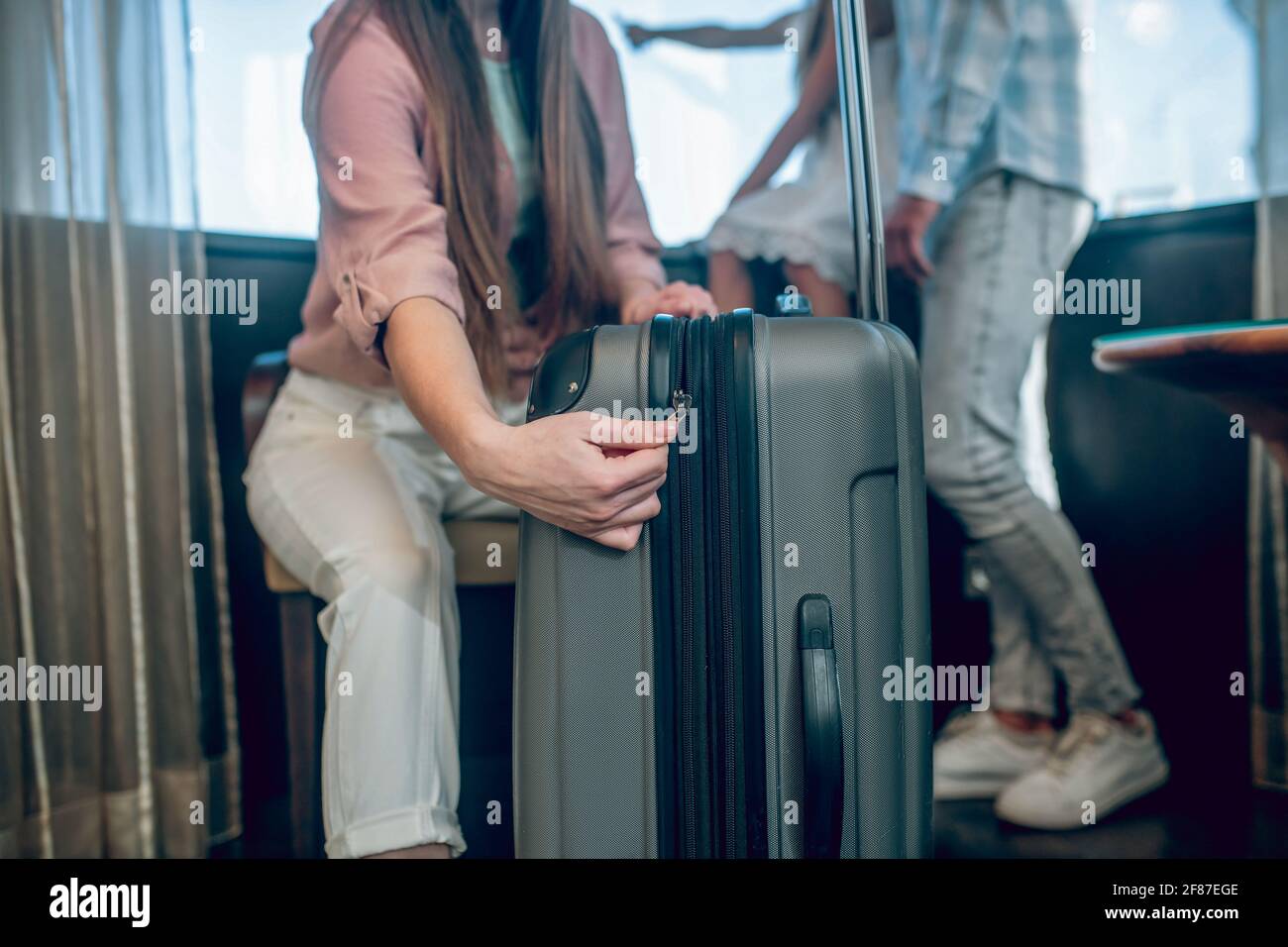 Hotel suitcase family hi-res stock photography and images - Alamy