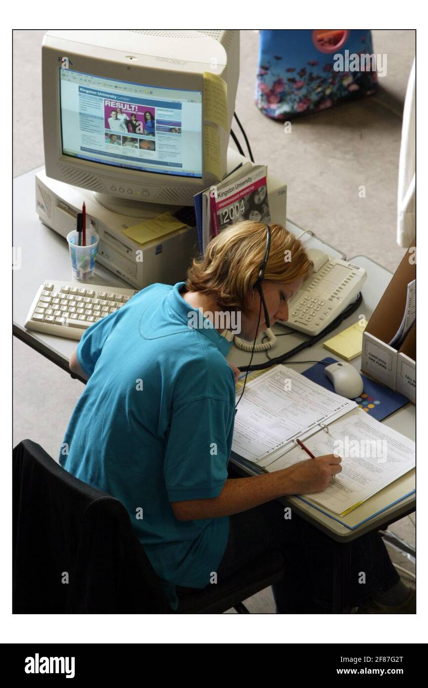 Kingston University Clearing Hotline Operation is up and they will be helping students receiving their A Level results with answers to problems for students with worse or better results than they expected.pic David Sandison 18/8/2004 Stock Photo