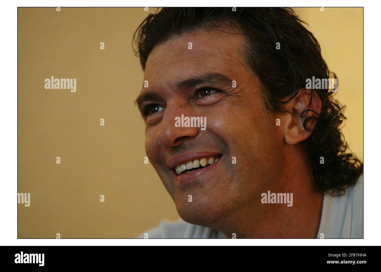 Antonio Banderos in a London hotel.pic David Sandison 28/6/2004 Stock ...