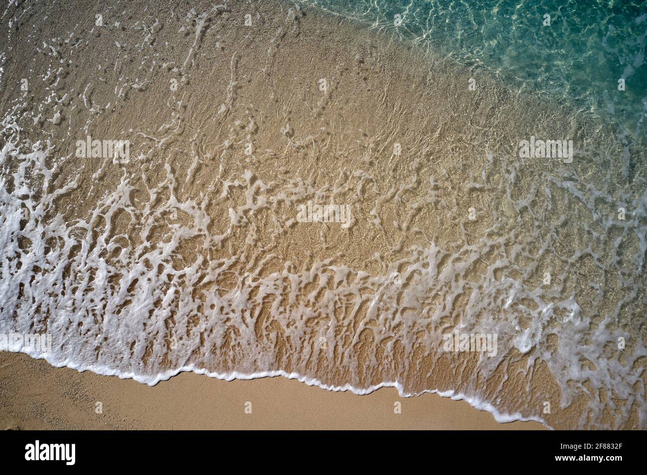 Foamy waves sound hi-res stock photography and images - Alamy