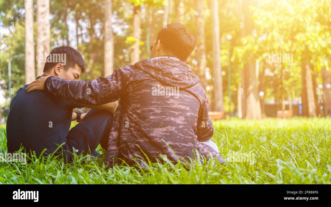 Consolation friends male hi-res stock photography and images - Alamy