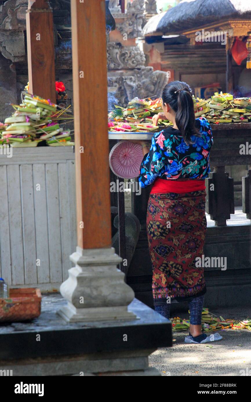 Altar offerings young woman hi-res stock photography and images - Alamy