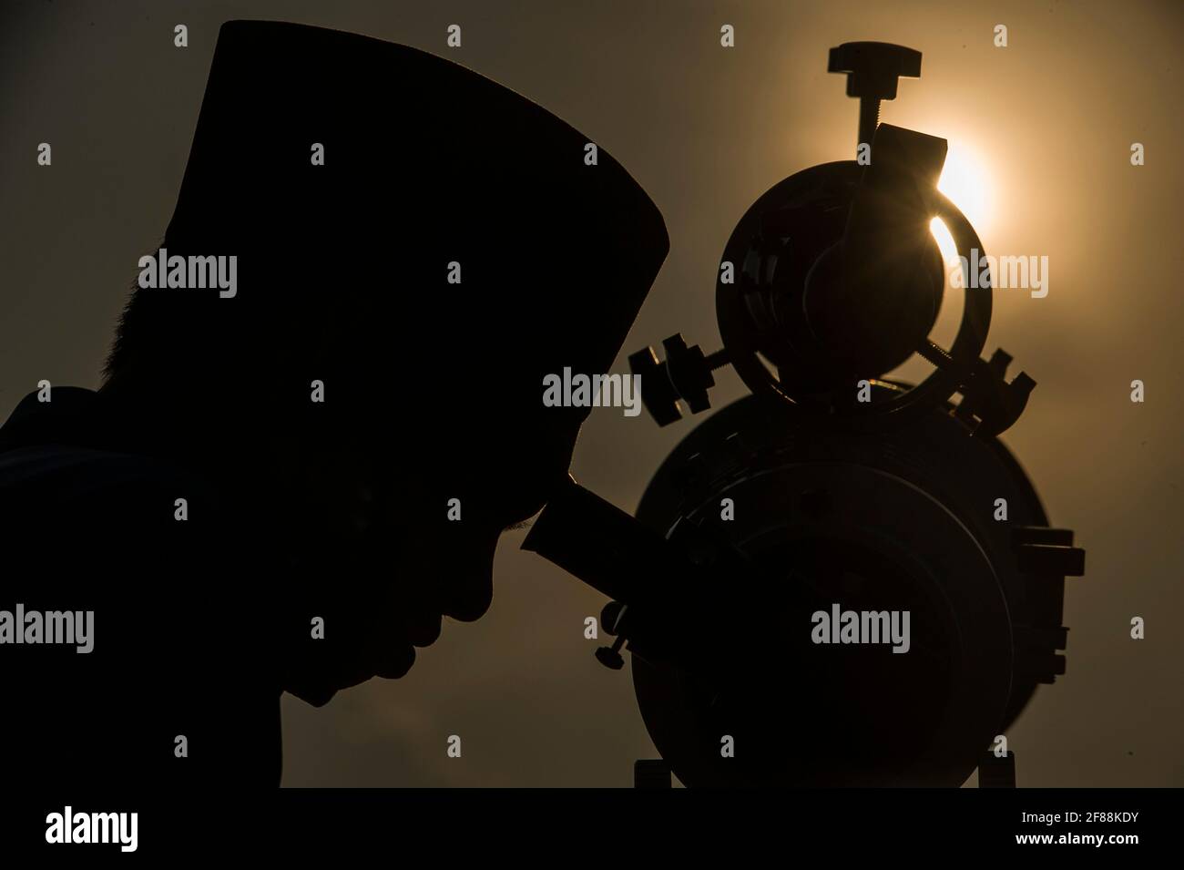 Medan, Indonesia. 12th Apr, 2021. A astronom seen during monitoring the 'Hilal' or the time of holy month of Ramadan is entered at the Observatory for Falak Science at the Muhammadiyah University of North Sumatra in Medan, Indonesia on April 12, 2021. The government announces that the majority of Indonesians are Muslims will perform fasting on April 13, 2021, which is in the holy month of Ramadan 1442 Hijriah. Photo by Sutanta Aditya/ABACAPRESS.COM Credit: Abaca Press/Alamy Live News Stock Photo