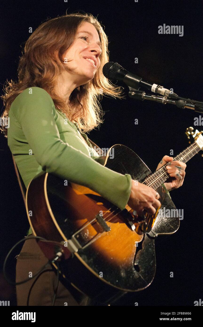 Angela singer hi-res stock photography and images - Alamy