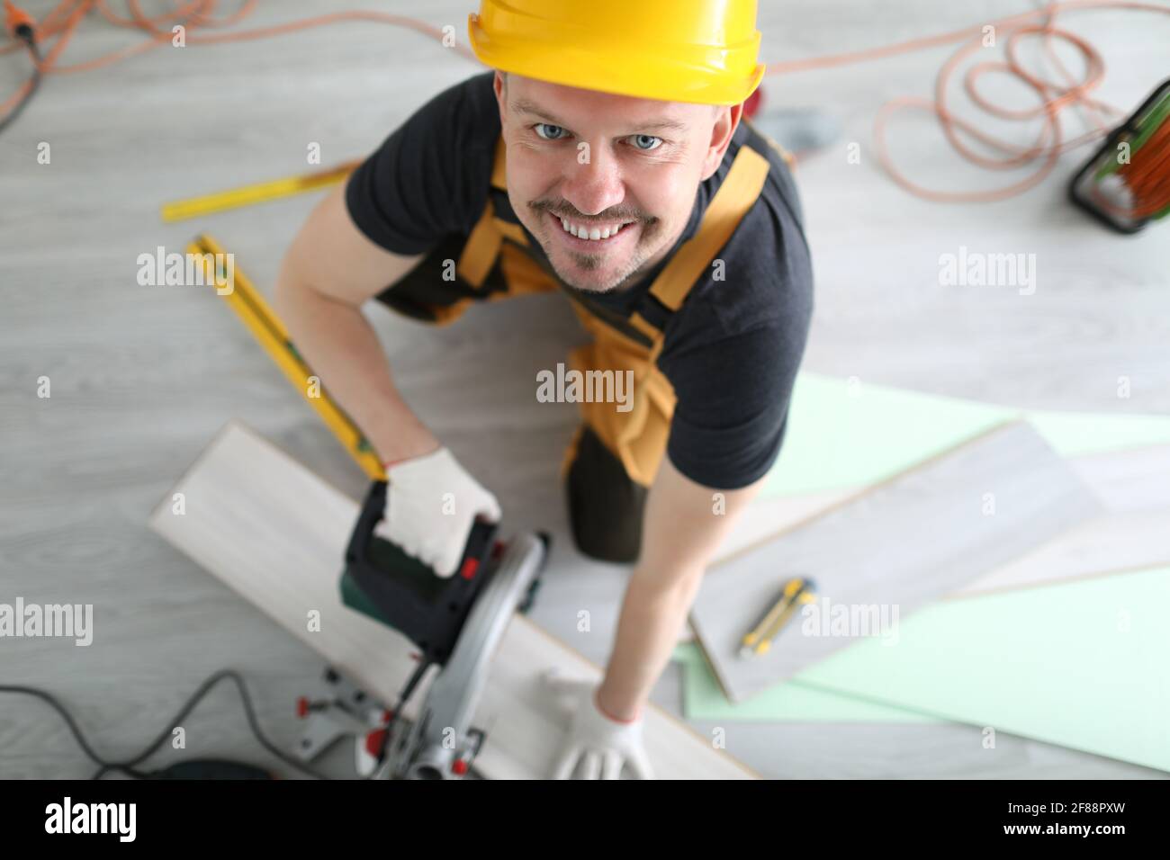 Hat cutting hires stock photography and images Alamy