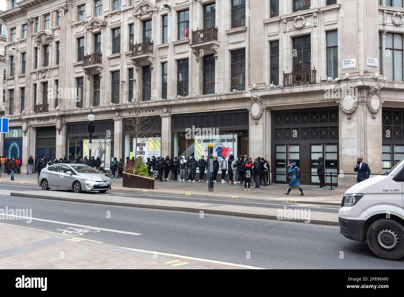 People queueing outside the Nike Town store in London s Oxford Street. Photo by Dave Rushen SOPA Images Sipa USA Stock Photo Alamy