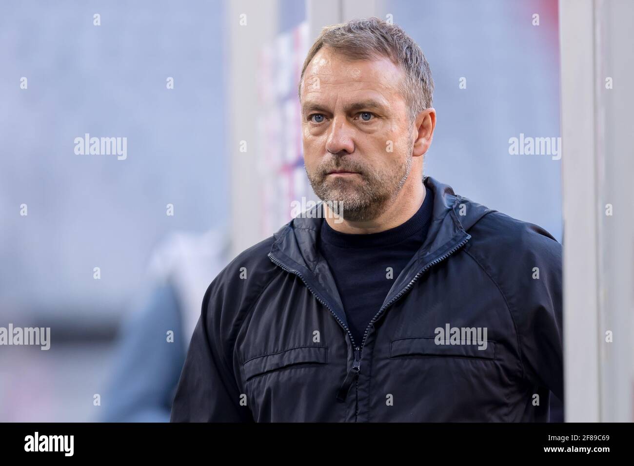 Ханс дитер флик. Ханс-Дитер Флик футболист. Ханс Дитер Флик тренер FC 24. Маттиас Варниг немецкий футбольный тренер.