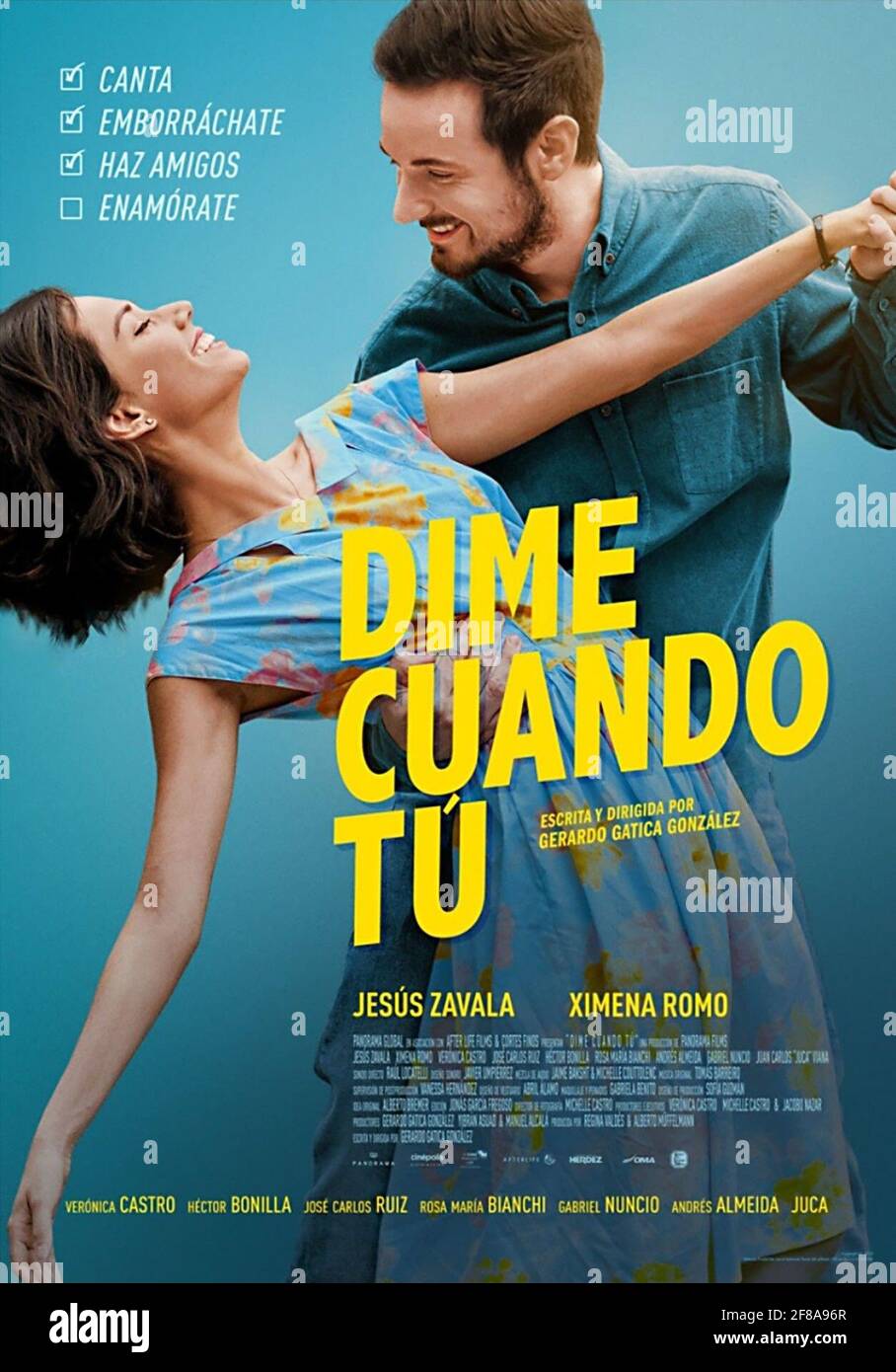 TELL ME WHEN, (aka DIME CUANDO TU), Mexican poster, from left: Ximena Romo,  Jesus Zavala, 2020. © Netflix / Courtesy Everett Collection Stock Photo -  Alamy