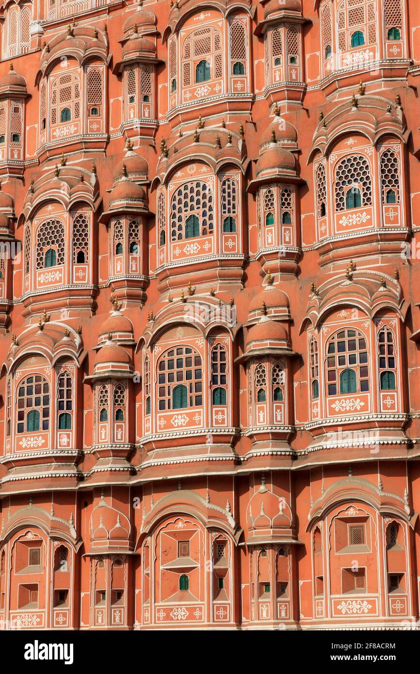 Close up detail and windows of Hawa Mahal building in Jaipur, India Stock Photo