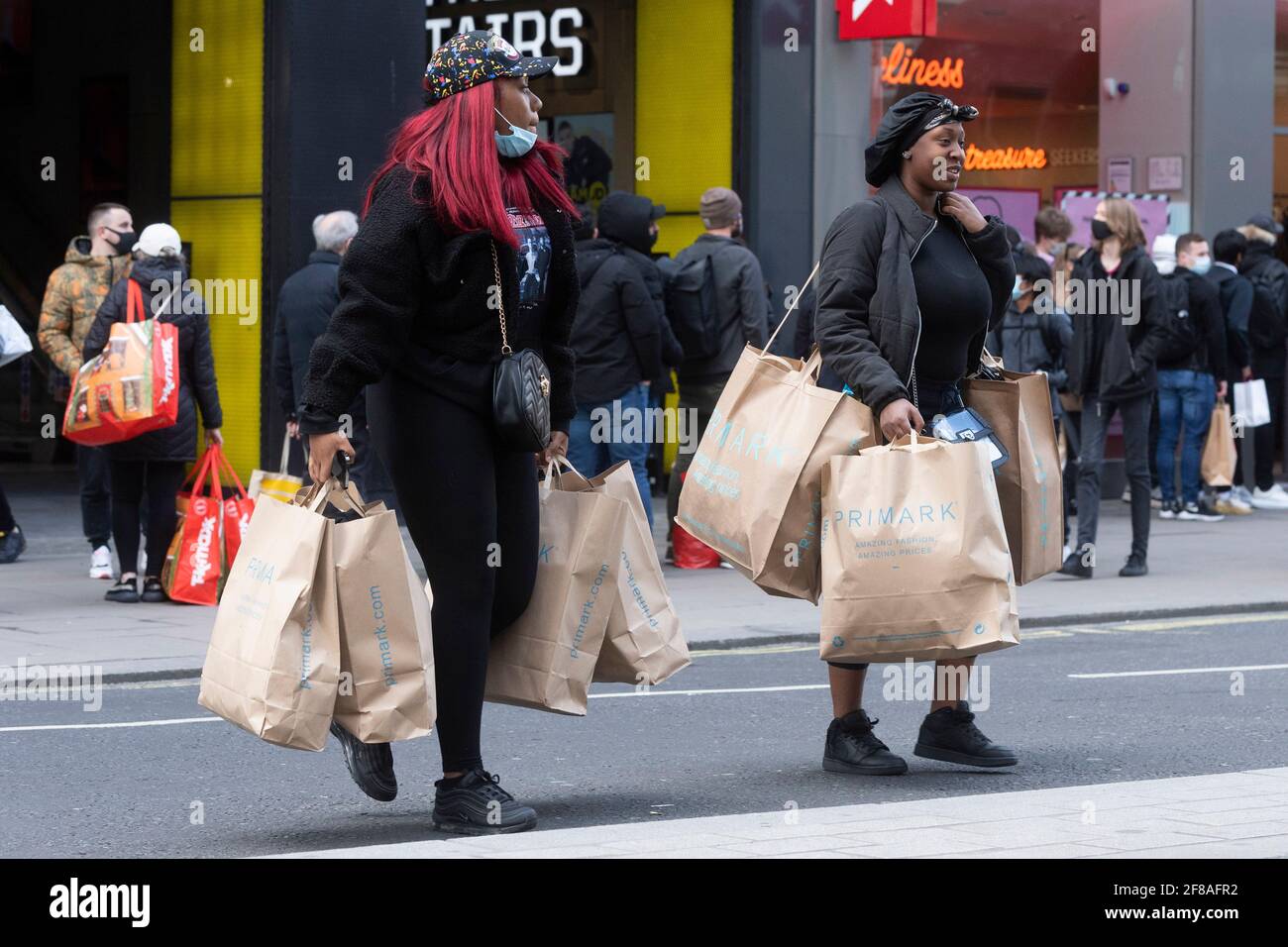 London Uk 12th Apr 21 Photo Taken On April 12 21 Shows People Walking With Shopping Bags On Oxford Street In London Britain In England All Shops Are Reopening From Monday Along London Uk 12th Apr 21 Photo Taken On April 12 21 Shows People Walking With Shopping Bags On Oxford Street In London Britain In England All Shops Are Reopening From Monday Along