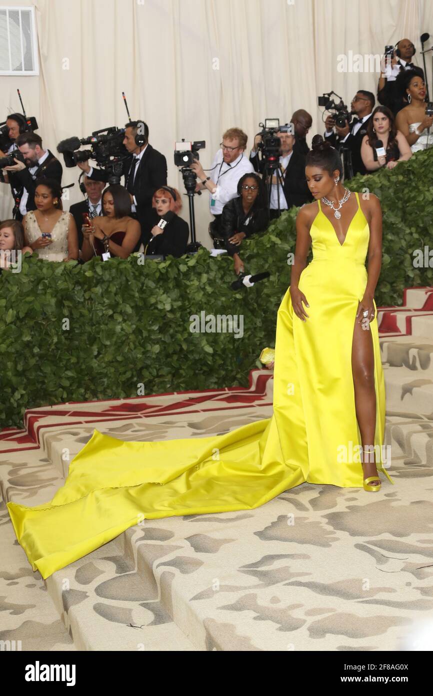Gabrielle Union wearing Prabel Gurung arrives to the 2018 Met Costume Gala Heavenly Bodies, held at the Metropolitan Museum of Art in New York City, Monday, May 7, 2018. Photo by Jennifer Graylock-Graylock.com 917-519-7666 Stock Photo
