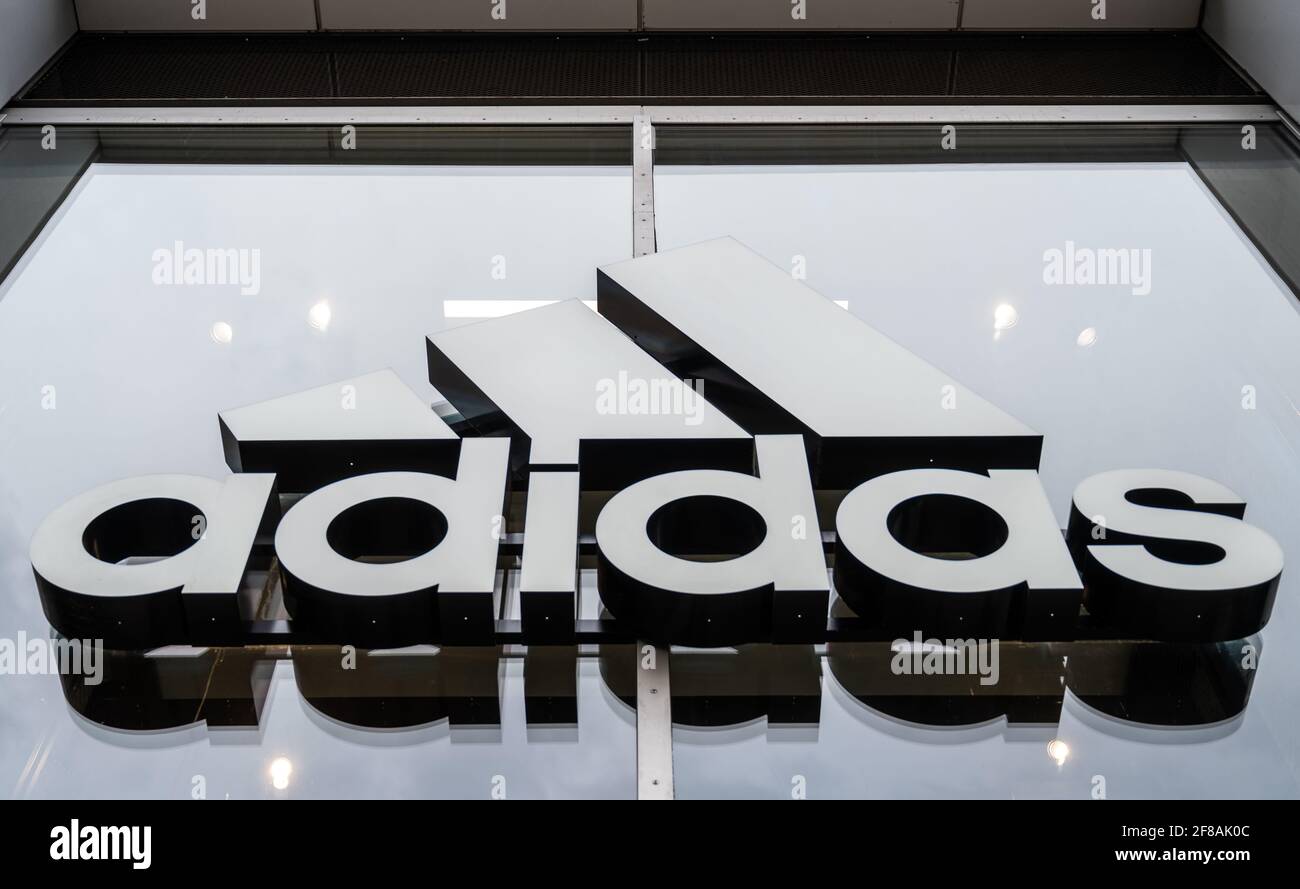 Adidas logo berlin hi-res stock photography and images - Alamy