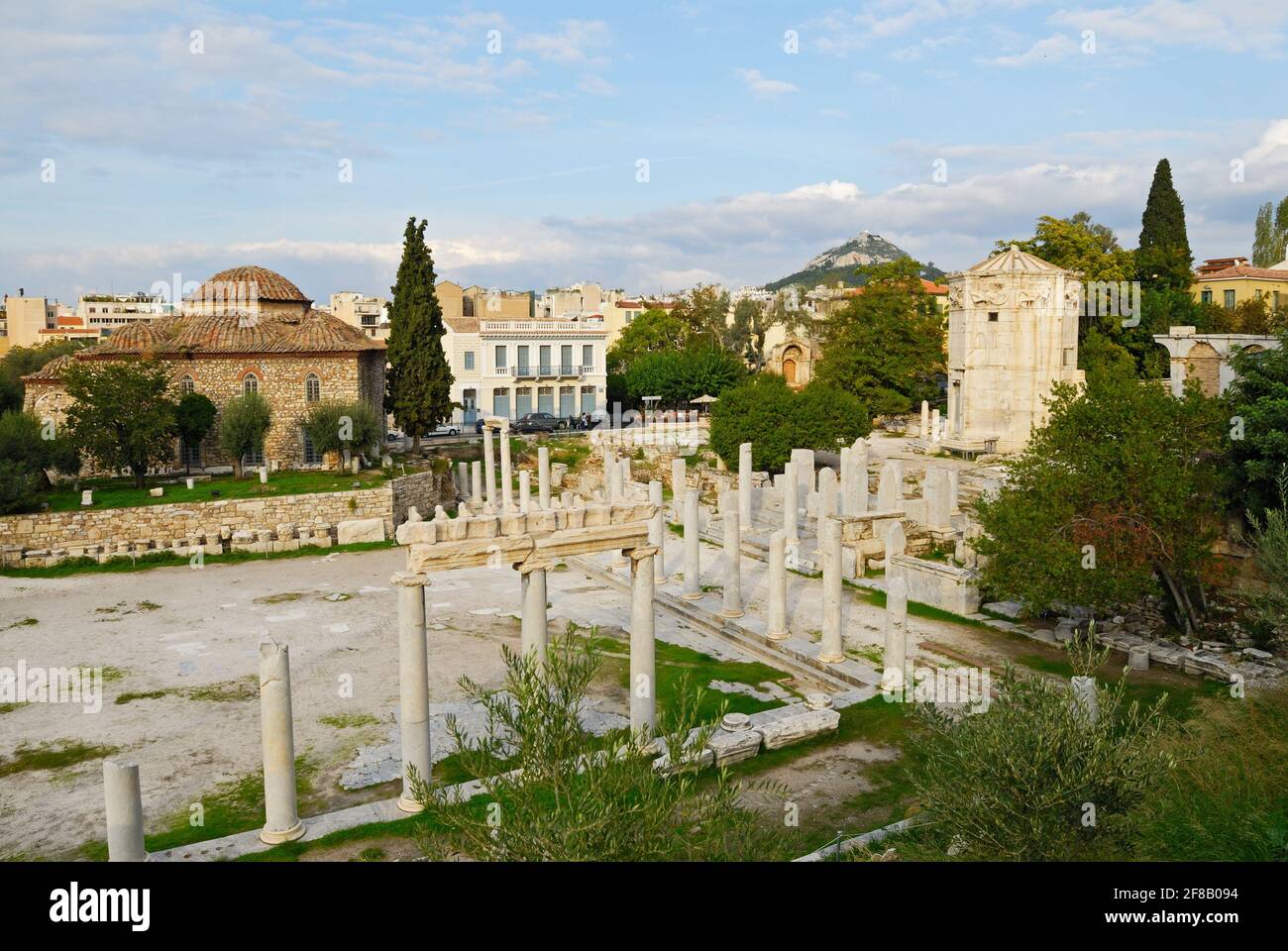 Roemische ruine hi res stock photography and images Alamy