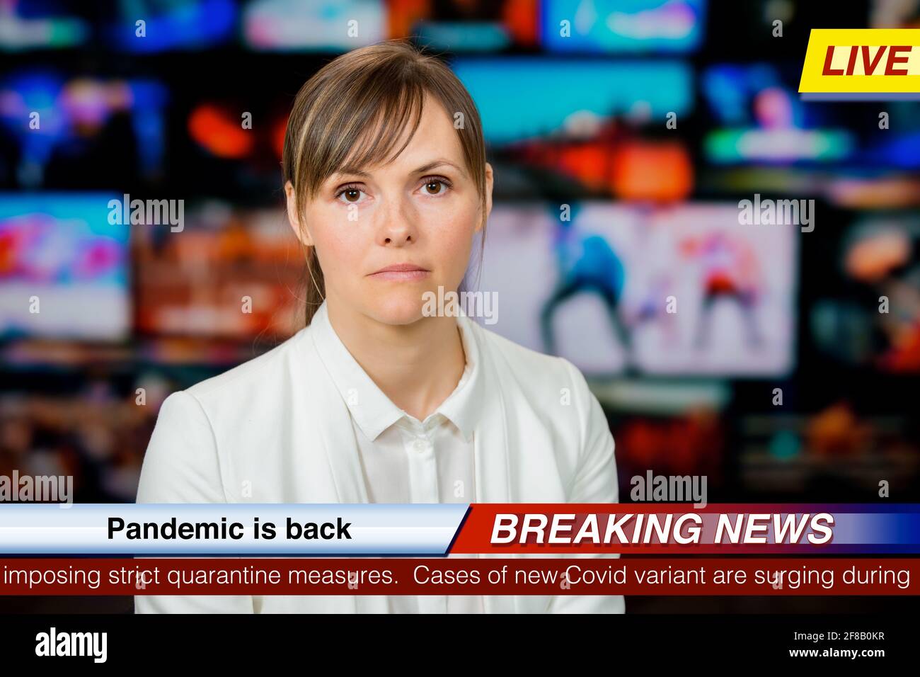 Tv correspondent reporting hi-res stock photography and images - Alamy