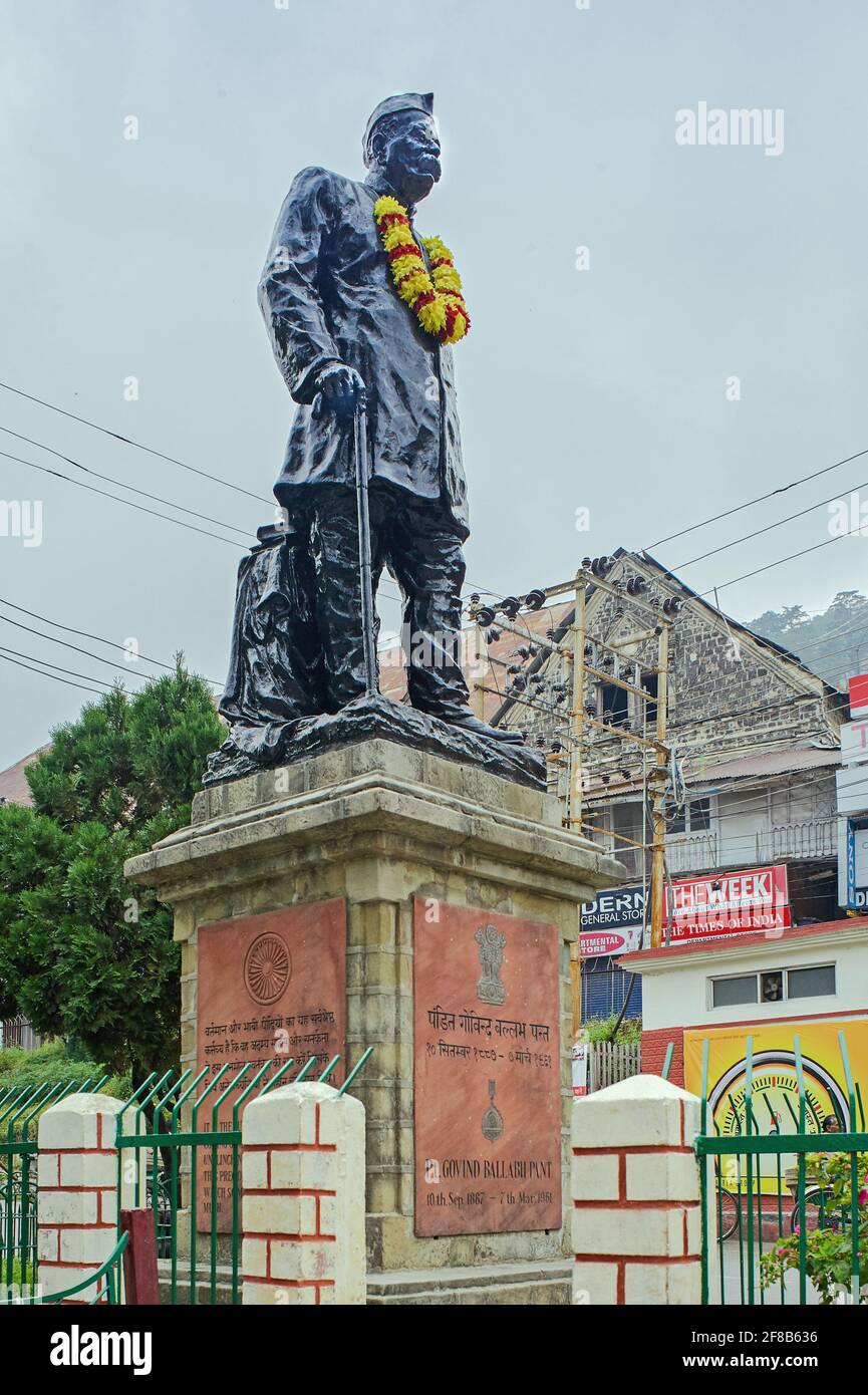 25 Oct 2009 Statue of Pt. Govind Ballalbh Pant freedom fighter at Riksha Stand Mallital Nainital Uttarakhand India Stock Photo