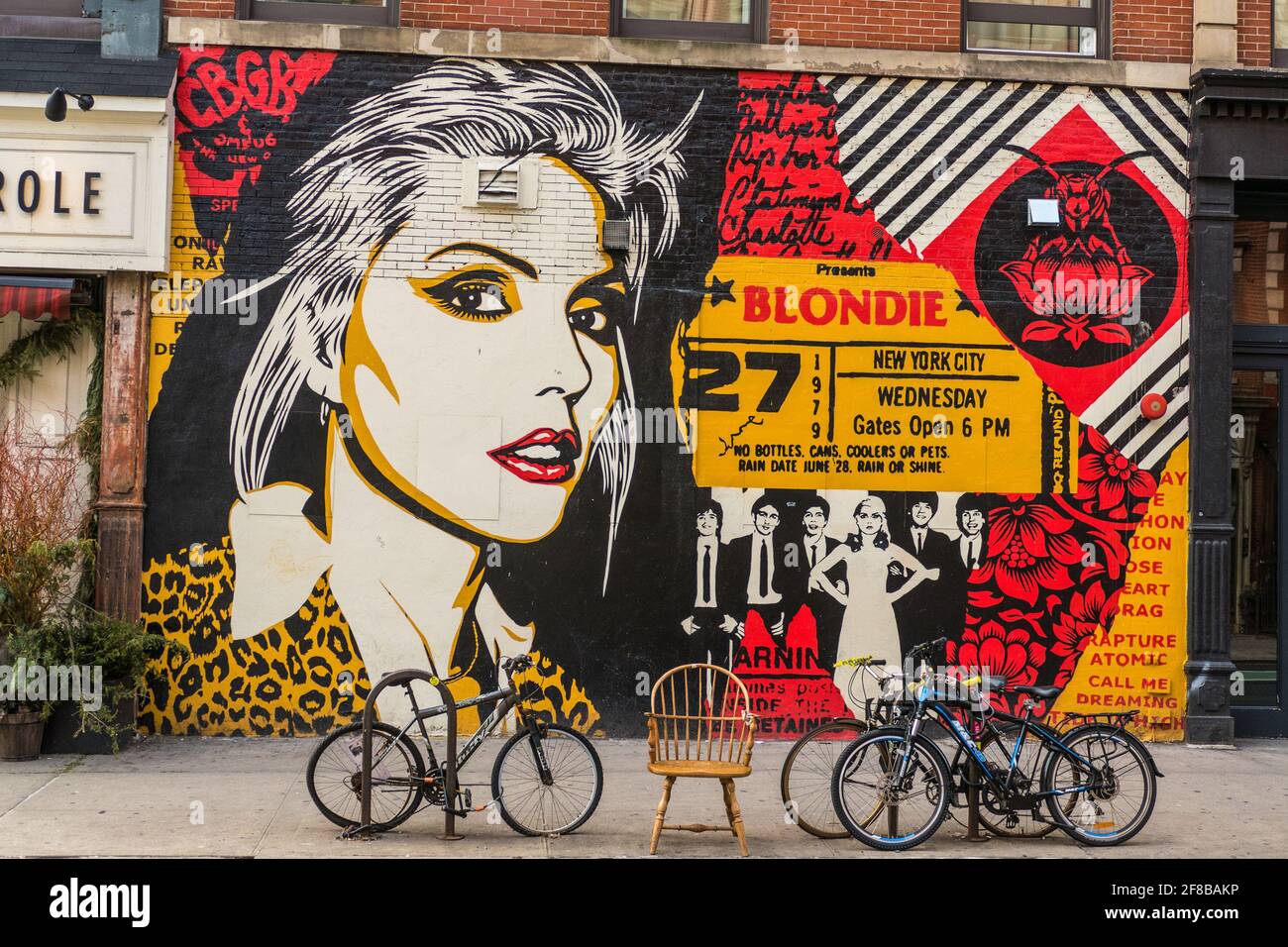 United States, New York, Street Art, mural of Blondie, Debbie Harry by Shepard Fairey. Blondie is an American rock band founded by singer Debbie Harry Stock Photo