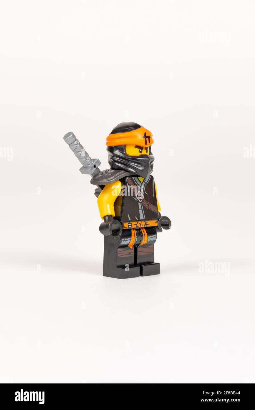 Lego ninjago cole season 11 hotsell